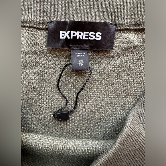 EXPRESS NWOT CAMOUFLAGE QUARTER SLEEVE COTTON BOATNECK/OFF SHOULDER SWEATER (XS) - Picture 5 of 6